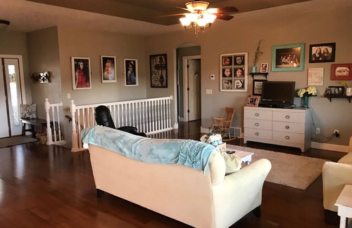Piedmont Casa | Bonito, limpio, gran casa de 5 dormitorios entre Sturgis y Rapid City