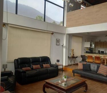 Santa Cruz de Cocachacra Chalet De Esquí | Nice country house with pool and beautiful view