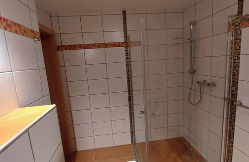 Goetzingen Apartamento | Nice cozy apartment in a quiet location in Luxembourg with a small terrace