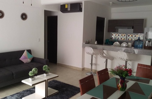 Jacinto Pat Apartamento | BONITO DEPARTAMENTO EN LA CIUDAD A 15 MIN. PLAYA, CERCA DE TODO, PISCINAS,