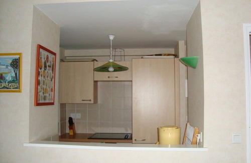 Dinard Apartamento | Nice duplex apartment in an ancient priory, access to the beach through the park