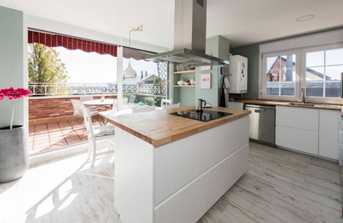 Majadahonda Condominio | Nice duplex penthouse in the center of Majadahonda overlooking the Madrid skyline.