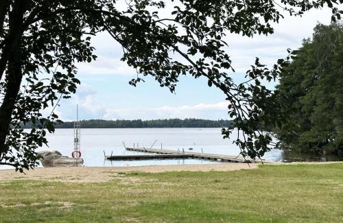 Timmersdala Casa | Nice holiday home by the lake Vristulve
