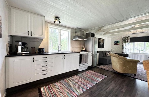 Timmersdala Casa | Nice holiday home by the lake Vristulve