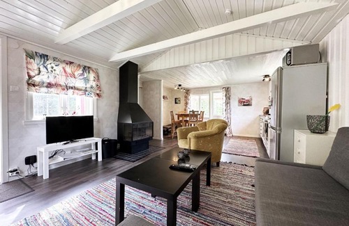 Timmersdala Casa | Nice holiday home by the lake Vristulve