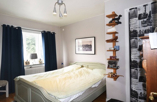 Uddevalla Casa | Nice holiday home in central Uddevalla with sauna | SE09025