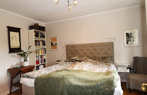 Uddevalla Casa | Nice holiday home in central Uddevalla with sauna | SE09025
