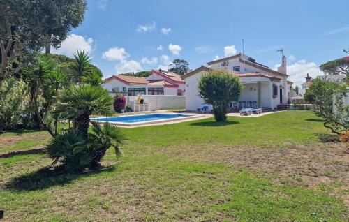 Poblado Sancti Petri Casa | Nice Home In Chiclana De La Fronter