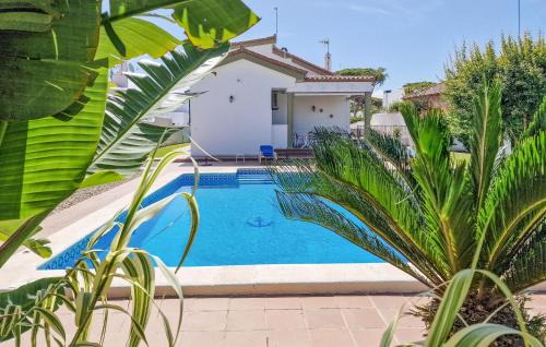 Poblado Sancti Petri Casa | Nice Home In Chiclana De La Fronter