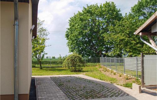 Behrenhoff Casa | Nice Home In Behrenhoff With Kitchen