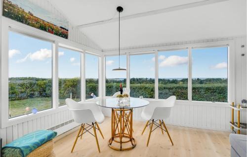 Ordrup Casa | Nice Home In Fårevejle With Kitchen