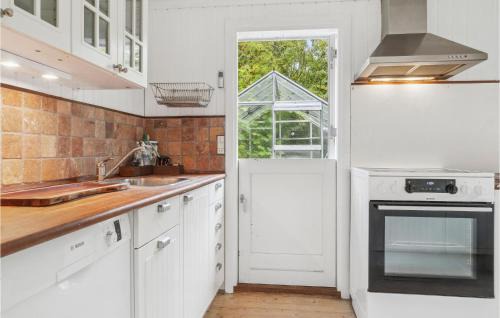 Faxe Ladeplads Casa | Nice Home In Faxe Ladeplads With Wifi