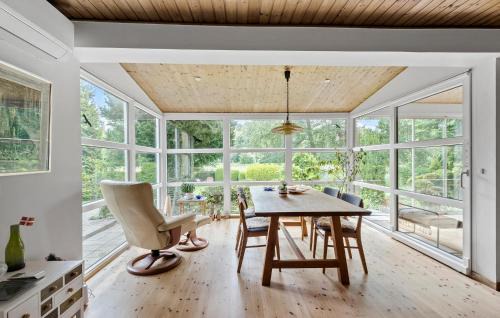 Faxe Ladeplads Casa | Nice Home In Faxe Ladeplads With Wifi