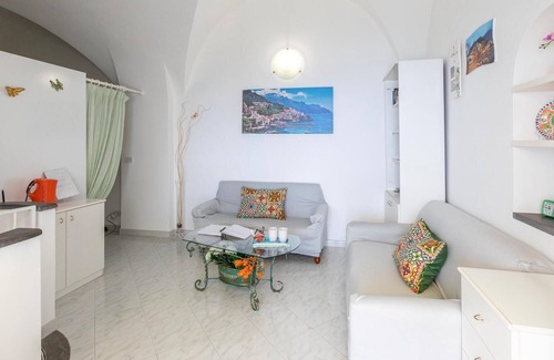 Furore Casa | Nice Home in Furore With 1 Bedrooms and Wifi