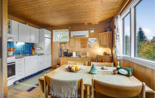 Holbaek Casa | Nice Home In Holbæk With Kitchen