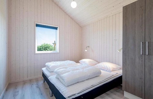 Jerup Casa | Nice home in Jerup w/ Indoor swimming pool, Sauna and 9 Bedrooms
