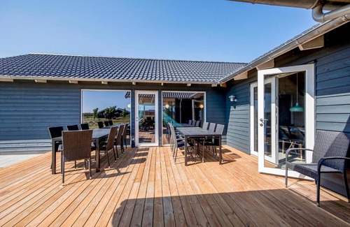 Jerup Casa | Nice home in Jerup w/ Indoor swimming pool, Sauna and 9 Bedrooms