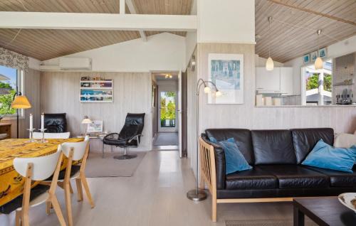 Odder Municipality Casa | Nice Home In Odder With Wifi