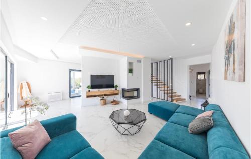 Businci Casa | Nice Home In Okrug Gornji With Sauna