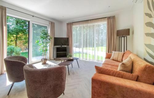 Oosterwolde Casa | Nice Home In Oosterwolde With Wifi