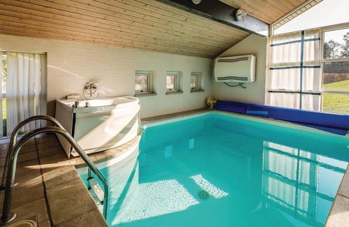 Hasmark Strand Casa | Bonita casa en Otterup con cocina.