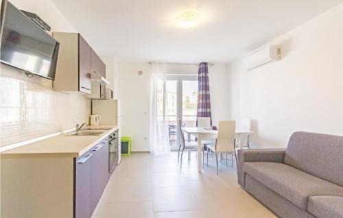 Premantura Casa | Nice Home In Premantura With House Sea View