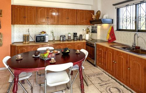 Theologos Casa | Nice Home In Theologos With Wi-Fi