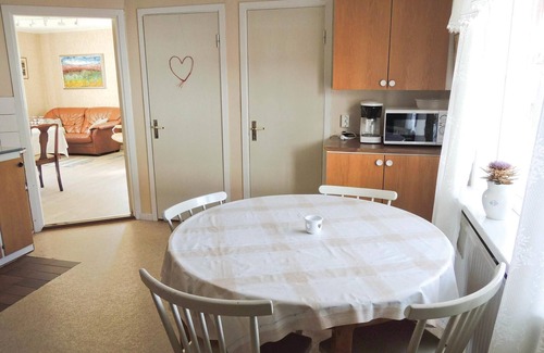 Falkenberg Municipality Casa | Bonita casa en Vessigebro con cocina.