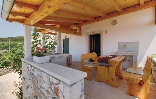 Cres Casa | Nice Home In Vidovici With Wifi
