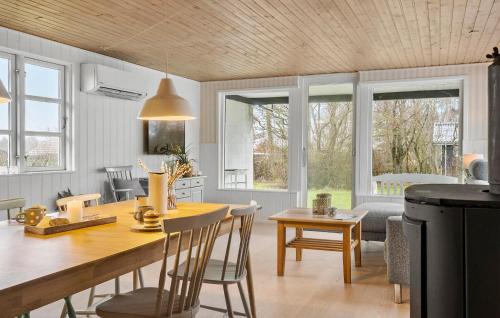 Vinderup Casa | Nice Home In Vinderup With Wifi