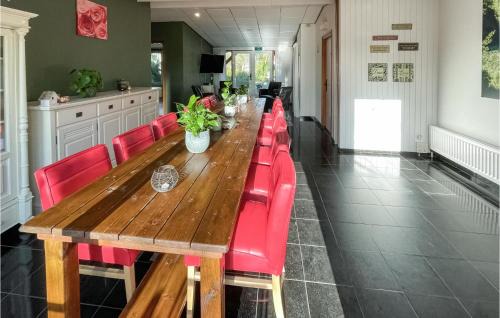 Zuidwolde Casa | Nice Home In Zuidwolde With Wifi