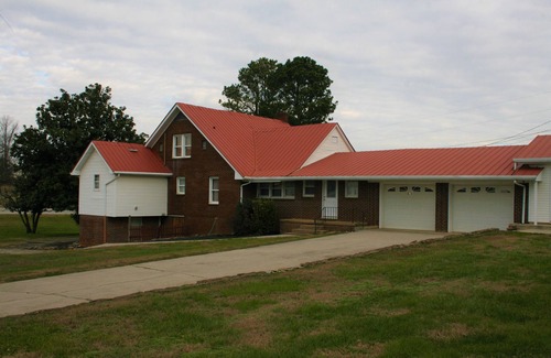 Maryville Casa | Nice Home Located Near The Smokie Mountains and The Dragon