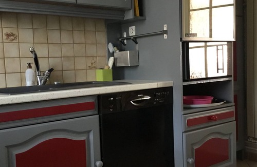 Saint-Herblain Casa | Bonita casa en zona tranquila, con paradas de autobús en la puerta y tiendas cerca