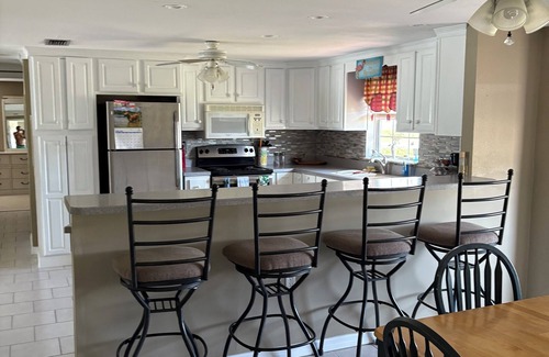 Englewood South Casa | Nice house,Nice neighborhood,pool home