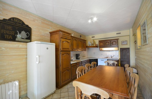 Sablet Casa | Bonita casa, piscina privada, jardín sombreado