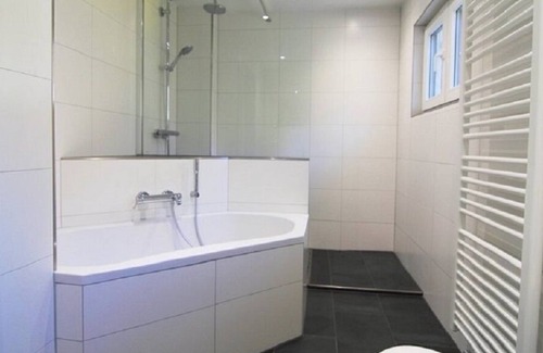 Langwasser Sudwest Casa | Bonita casa de 3 habitaciones 4 baños maravillosos para reuniones y fiestas