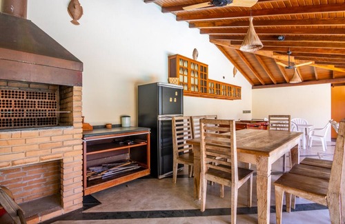 Centro Comercial Casa | Nice house with pool and barbecue!