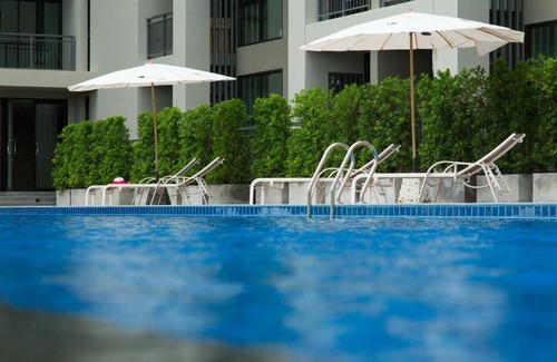 Talat Nuea Condominio | Bonito y moderno condominio de 1 habitación en la ciudad de Phuket, cerca del parque Suan Luang