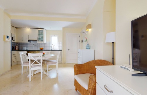 Playa de Mogan Apartamento | Bonito y moderno apartamento en la playa con vista al mar y terraza, wifi gratis