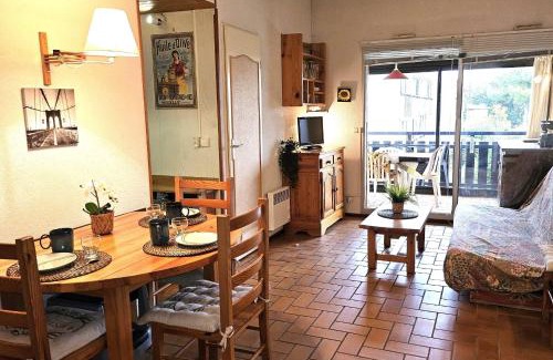 Tamaris Apartamento | Nice nest in quiet residence with swimming pool