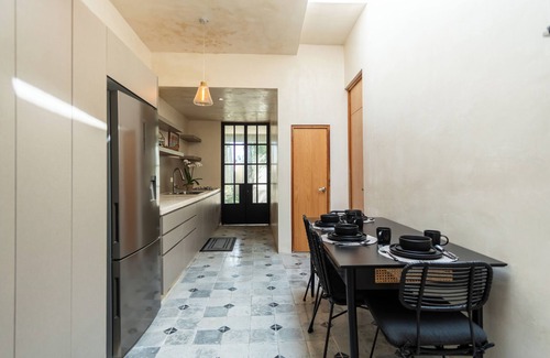 Centro Casa | Bonita casa renovada en excelente ubicación Ideal para 2 o 4 personas