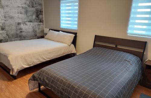 McMasterville Apartamento | Nice River & Mountain View+4 Beds+Free parking
