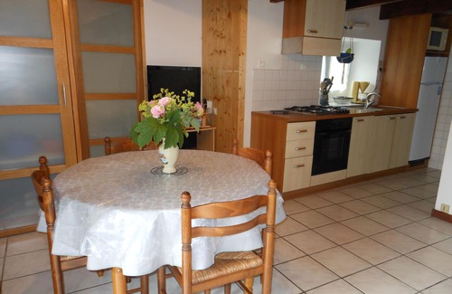 Paimpol Casa | Encantadora casa de piedra, tranquila, céntrica y con mercado, cerca de GR34
