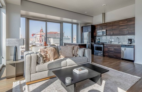 Civic Center Apartamento | Nice Soma 2BR w/ Concierge & Rooftop, nr Restaurants, by Blueground
