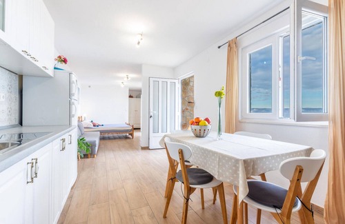 Jelsa Apartamento | Bonito estudio en Poljica con WiFi