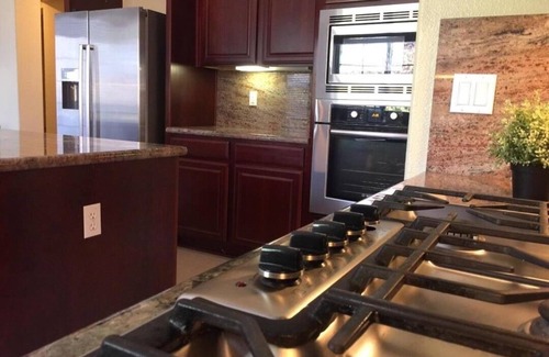 Union City Apartamento | Nice Studio w/ Private Entrance & Yard*