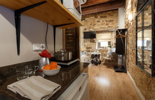 El Born Apartamento | Estudio en el Born con balcón, totalmente equipado