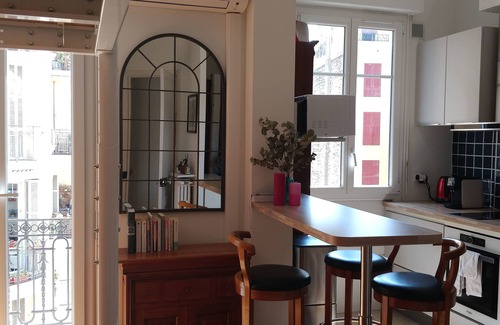 Gambetta Apartamento | Nice studio with balcony in the heart of Gambetta