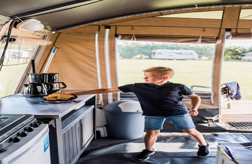 Opende Casa | Bonita tienda de campaña en un camping