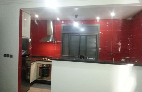 Talborjt Apartamento | Niza tres habitaciones y nueve moderna y bien equipada